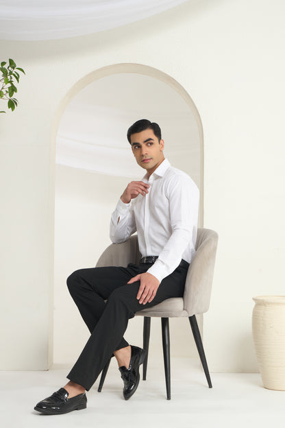 Men’s White Linen Shirt with Minimal Collar & Cuff Detailing | INDYSLAY
